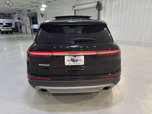 Used 2023 Lincoln Corsair FWD w/ Equipment Group 101A image 4
