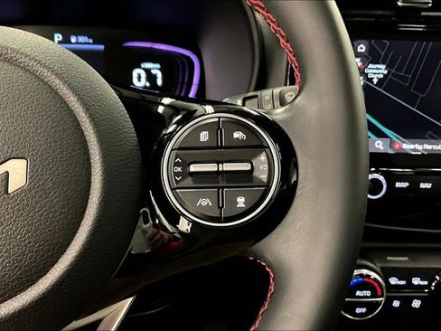Used 2024 Kia Soul GT-Line w/ GT-Line Technology Package FWD image 28
