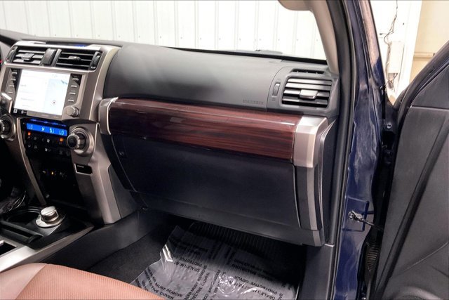 Certified 2024 Toyota 4Runner Limited AWD/4WD image 17