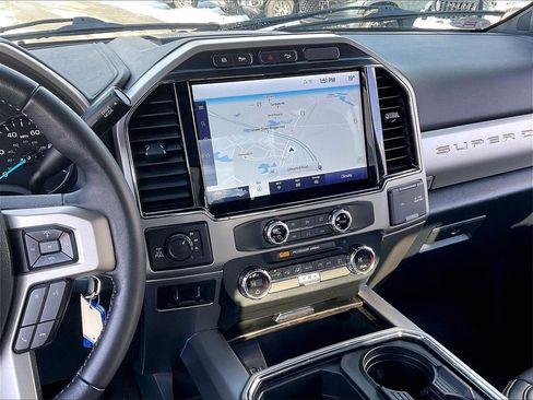 Used 2022 Ford F250 Lariat w/ Chrome Package image 17