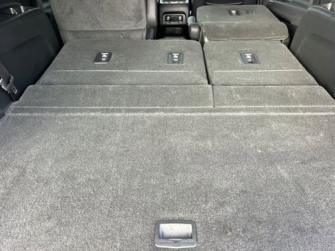 Certified 2024 Chevrolet Traverse RS w/ LPO, Floor Liner Package image 18