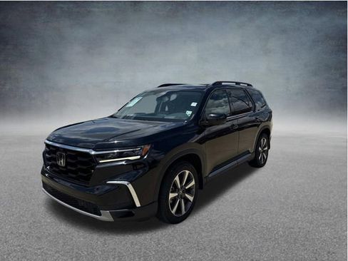 Used 2024 Honda Pilot Elite image 3