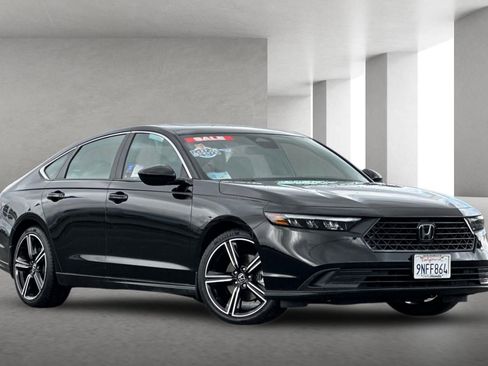 Certified 2024 Honda Accord Sport image 2
