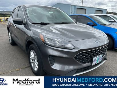Used 2022 Ford Escape SE