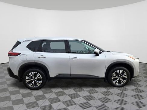 Certified 2021 Nissan Rogue SV image 6