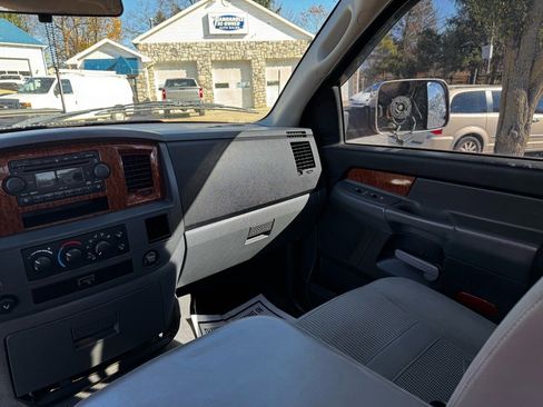 Used 2006 Dodge Ram 2500 Truck SLT w/ Trailer Tow Group image 17