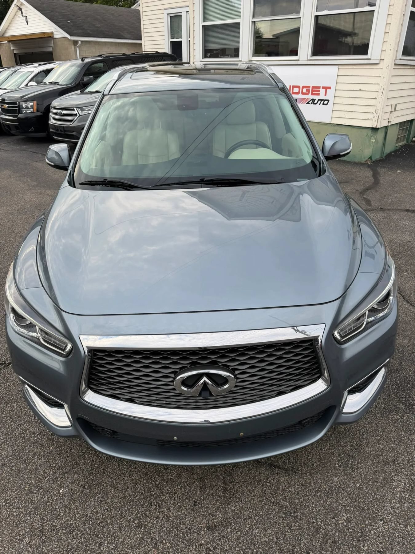 Used 2017 INFINITI QX60 Luxe w/ Premium Plus Package AWD/4WD image 24