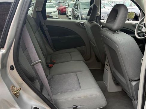 Used 2006 Chrysler PT Cruiser Touring FWD image 16