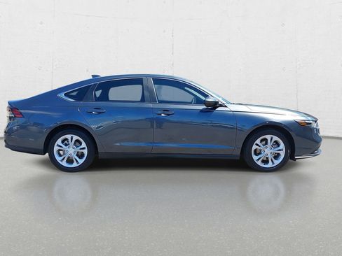 Used 2025 Honda Accord LX image 4