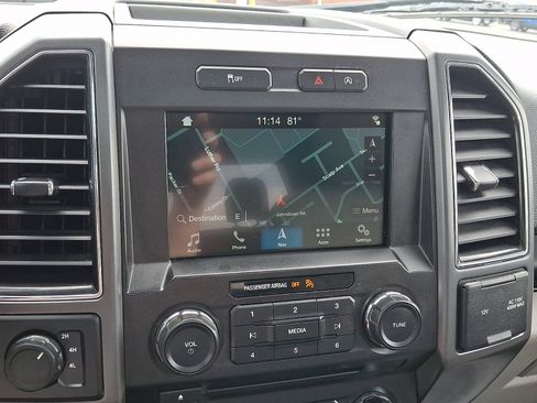 Used 2018 Ford F150 XLT w/ Equipment Group 302A Luxury AWD/4WD image 19