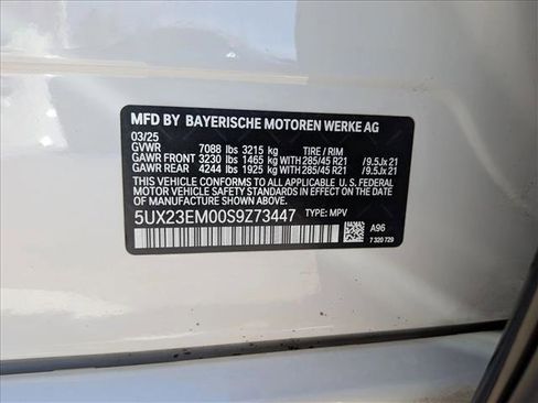 Used 2025 BMW X7 xDrive40i AWD/4WD image 27