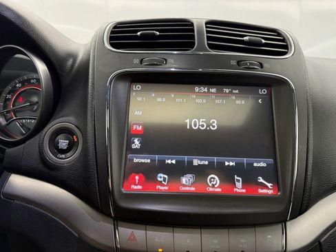 Used 2020 Dodge Journey Crossroad FWD image 33