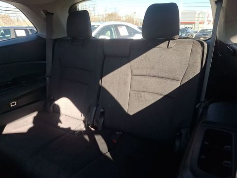 Used 2018 Honda Pilot EX image 11