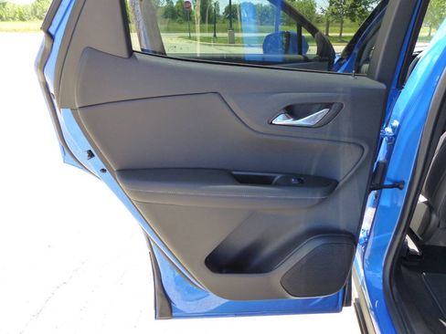 Used 2025 Chevrolet Blazer LT FWD image 36