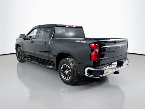 Used 2022 Chevrolet Silverado 1500 LT image 7