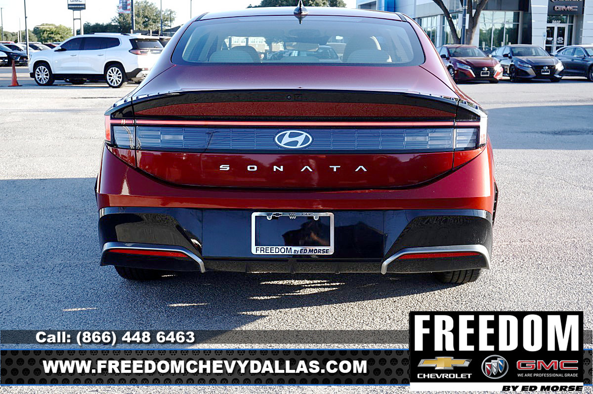 Used 2025 Hyundai Sonata SEL FWD image 37