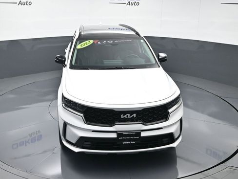 Certified 2023 Kia Sorento SX image 51