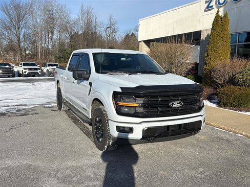 Used 2025 Ford F150 XLT w/ Equipment Group 302A MID image 3
