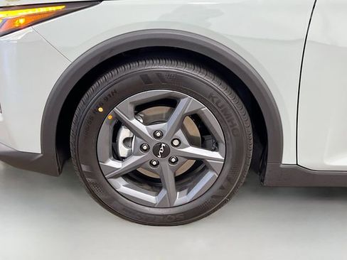 New 2026 Kia K4 LXS image 29