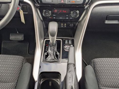 Used 2023 Mitsubishi Eclipse Cross LE image 18