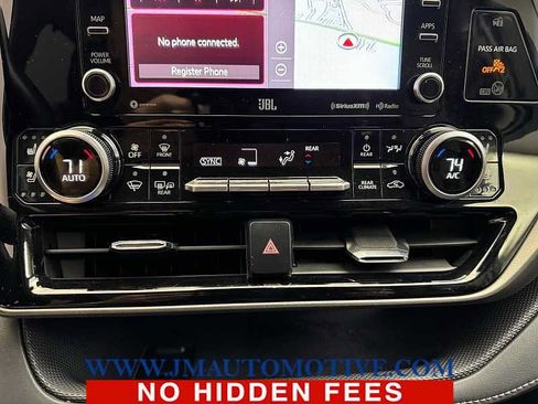 Used 2021 Toyota Highlander Limited AWD/4WD image 45