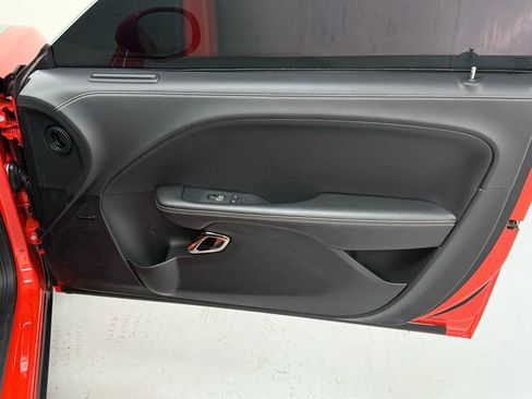 Used 2023 Dodge Challenger SRT Hellcat RWD image 25