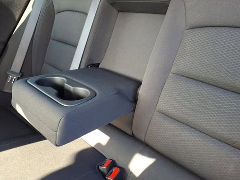 Used 2020 Chevrolet Malibu LT image 31