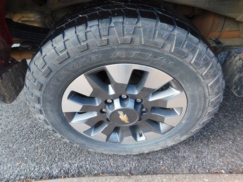 Used 2021 Chevrolet Silverado 2500 Custom image 8