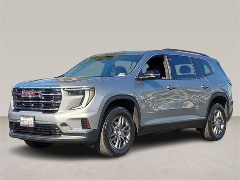 Used 2025 GMC Acadia Elevation image 6