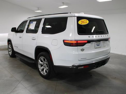 Used 2022 Jeep Wagoneer Series II AWD/4WD image 7