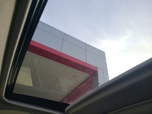 Used 2019 Toyota RAV4 XLE image 31