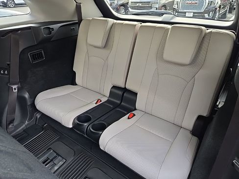 Used 2022 Lexus RX 350L Premium image 57