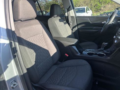 Used 2018 Chevrolet Equinox LT AWD/4WD image 8