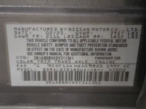 Used 2025 Nissan Sentra S FWD image 33