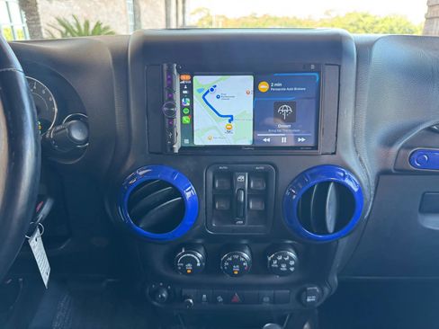 Used 2012 Jeep Wrangler Unlimited Sahara w/ Connectivity Group image 31