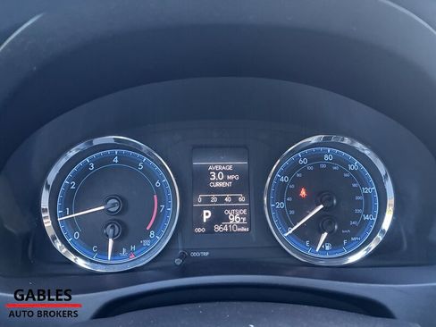 Used 2017 Toyota Corolla LE FWD image 15