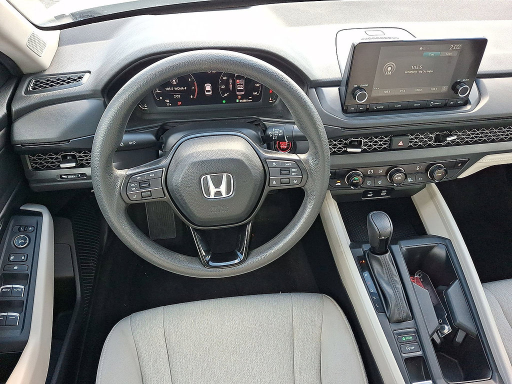 Used 2023 Honda Accord EX image 21