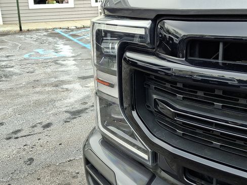 Certified 2020 Ford F350 Lariat image 10