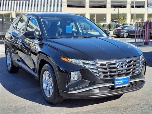 Certified 2024 Hyundai Tucson SE image 3
