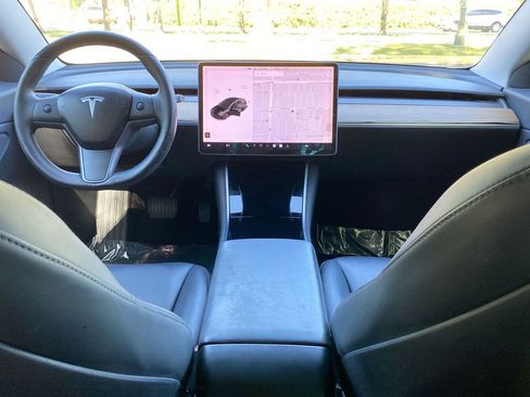 Used 2018 Tesla Model 3 Mid Range image 20