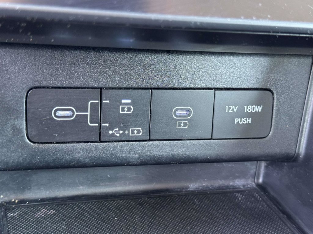 Used 2025 Hyundai Sonata SEL FWD image 9