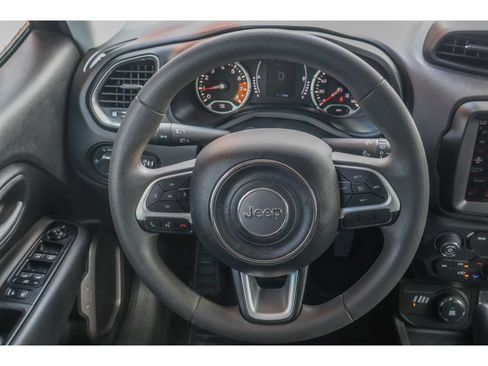Used 2023 Jeep Renegade Latitude AWD/4WD image 22