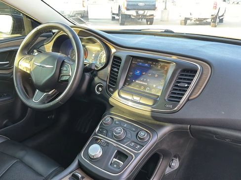 Used 2015 Chrysler 200 C w/ Navigation & Sound Group I image 31