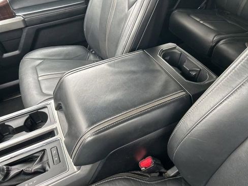 Used 2015 Ford F150 Platinum w/ Equipment Group 701A Luxury image 29