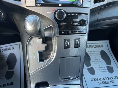 Used 2015 Toyota Venza XLE w/ XLE Premium Package AWD/4WD image 31