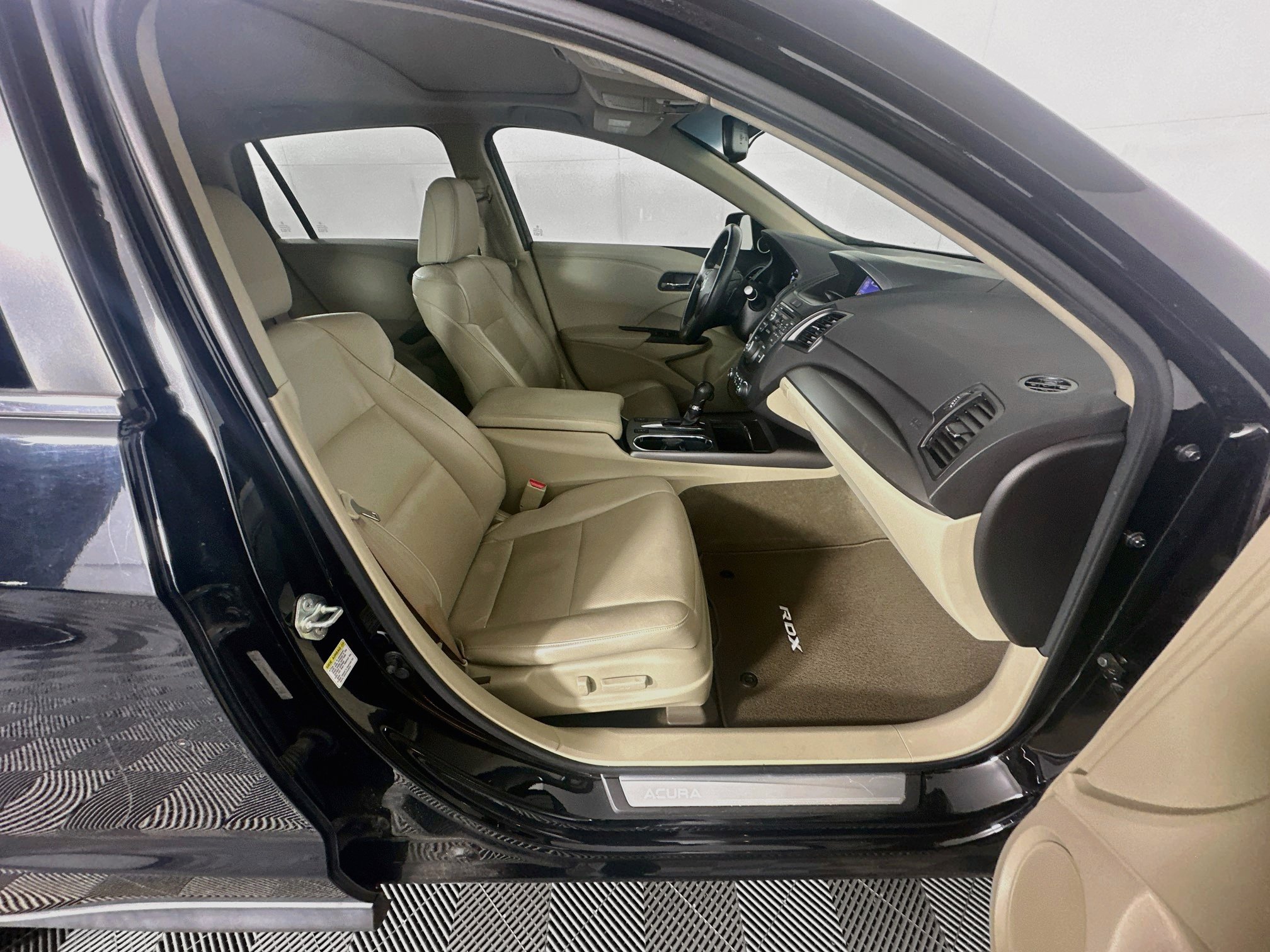 Used 2014 Acura RDX FWD image 29