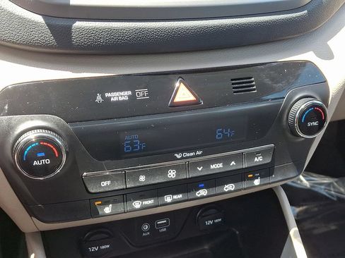 Used 2017 Hyundai Tucson SE Plus FWD image 16