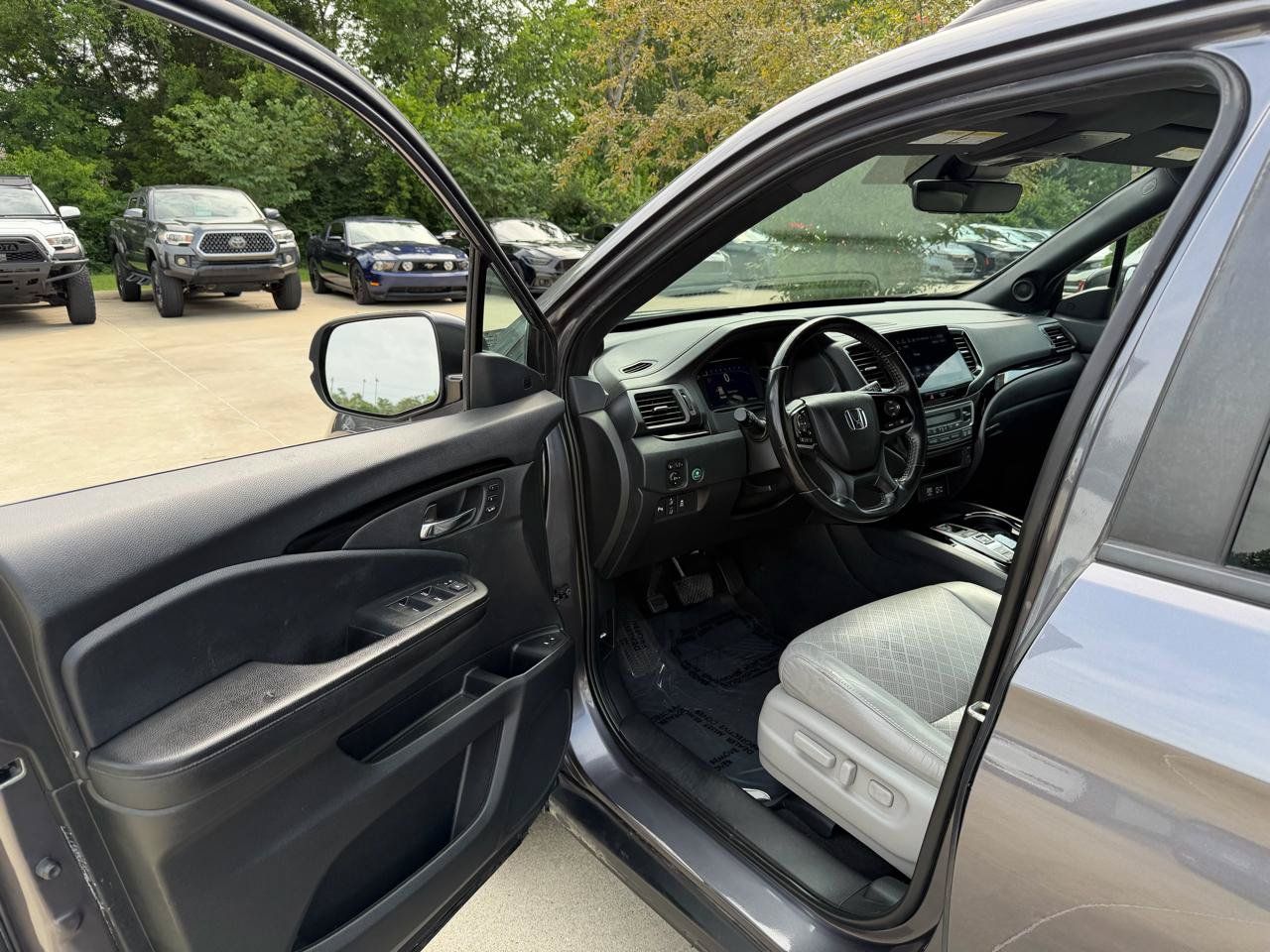 Used 2021 Honda Passport Touring image 9