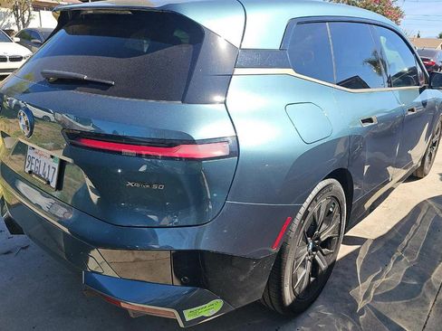 Used 2023 BMW iX xDrive50 w/ Premium Package image 12