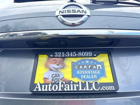 Used 2017 Nissan Rogue S w/ S Appearance Package AWD/4WD image 6